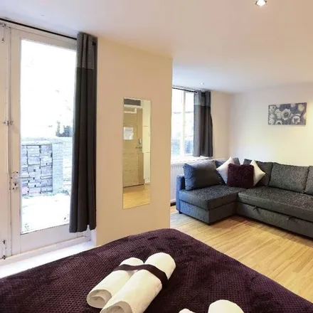 Image 3 - London, NW1 2HT, United Kingdom - House for rent