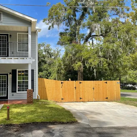 Rent this 1 bed townhouse on 379 in East Lafayette Street, Tallahassee