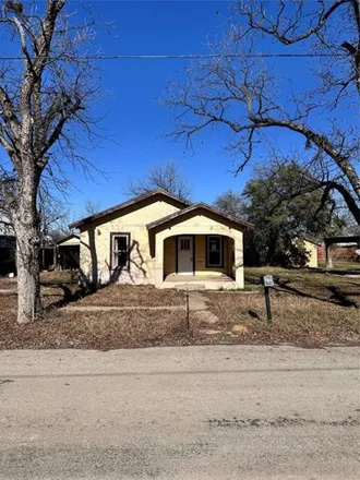 Image 1 - 743 East 9th Street, Coleman, TX 76834, USA - House for sale