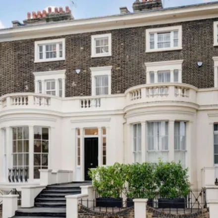 Rent this 5 bed duplex on 12 St John's Wood Road in London, NW8 8UL