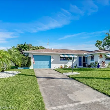Image 1 - 925 Southeast 44th Street, Cape Coral, FL 33904, USA - House for sale
