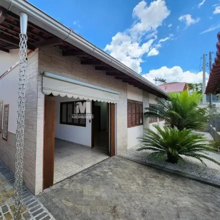Image 2 - Rua 4 de Agosto, Limoeiro, Brusque - SC, 88357-030, Brazil - House for sale