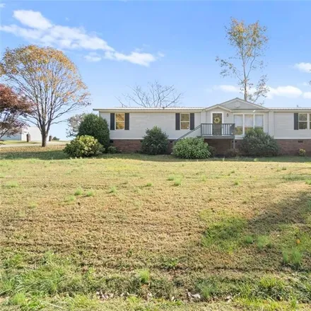 Image 1 - 125 Trent Road, Statesville, NC 28677, USA - House for sale