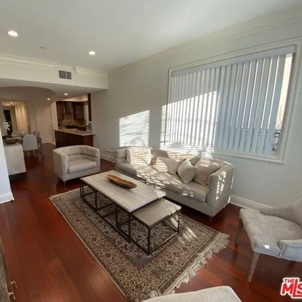 Rent this 3 bed condo on 8723 Gregory Way in Los Angeles, CA 90035