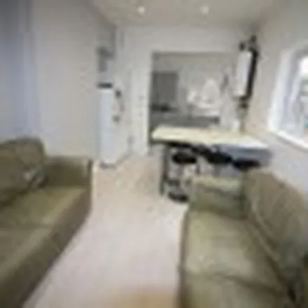 Image 5 - 35 King Richard Street, Coventry, CV2 4FU, United Kingdom - Apartment for rent