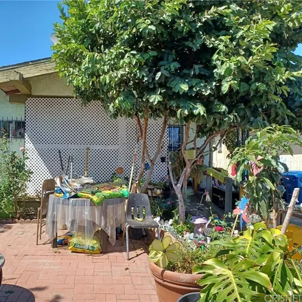 Image 2 - 1305 West 55th Street, Los Angeles, CA 90037, USA - House for sale