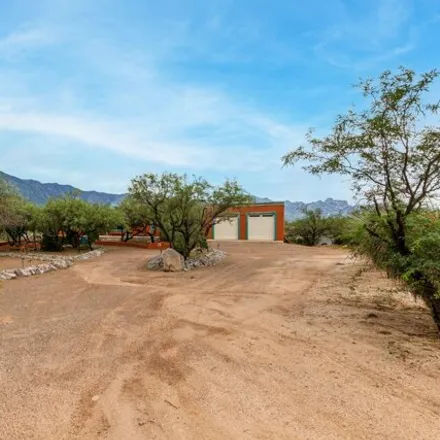 Buy this 5 bed house on East Wolfer Drive in Catalina, Pima County