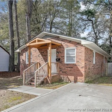 Image 2 - 206 Sedberry Street, Fayetteville, NC 28305, USA - House for sale