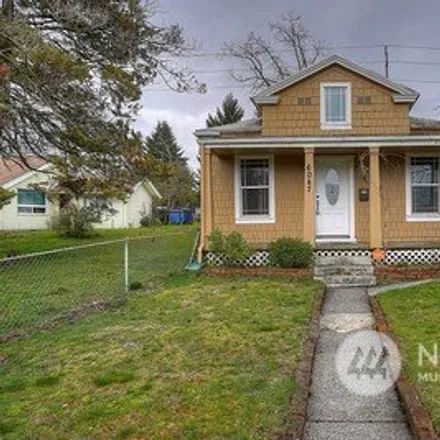 Image 2 - 2959 South 62nd Street, Tacoma, WA 98409, USA - House for sale