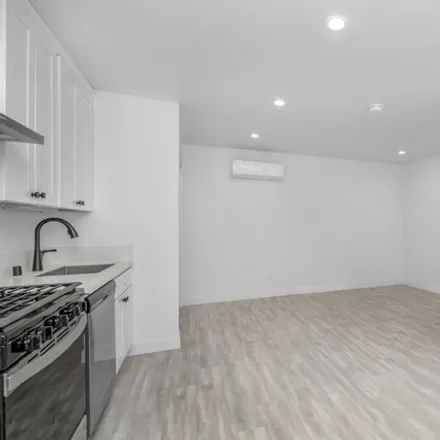 Image 3 - 2478 Boulder Street, Los Angeles, CA 90033, USA - Apartment for rent