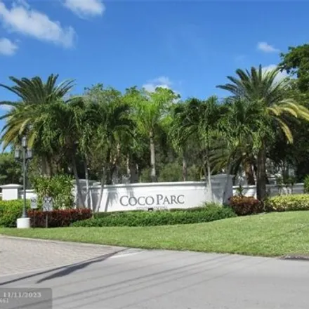 Buy this 1 bed condo on Dave Thomas Education Center West Campus in 4690 Coconut Creek Parkway, Lakewood East