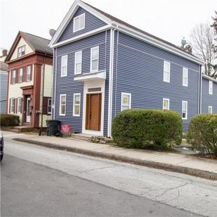 Rent this 3 bed house on 78 Washington Street in New London, CT 06320