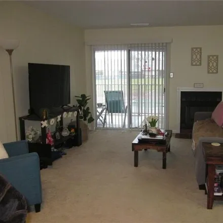 Image 2 - Radnor Drive, Lower Macungie Township, PA 18046, USA - Apartment for rent