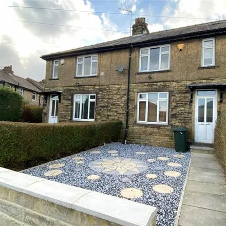 Buy this 3 bed townhouse on Roy Road in Bradford, BD6 3PH