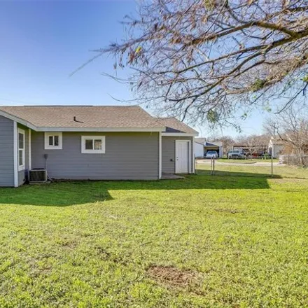 Rent this 3 bed house on 1811 Southeast 19th Street in Mineral Wells, TX 76067