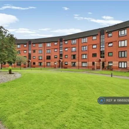 Rent this 2 bed apartment on unnamed road in Petershill, Glasgow