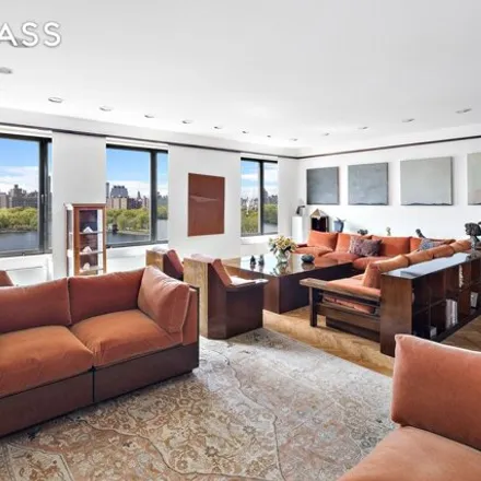 Image 3 - 2 East 93rd Street, New York, NY 10128, USA - Apartment for sale