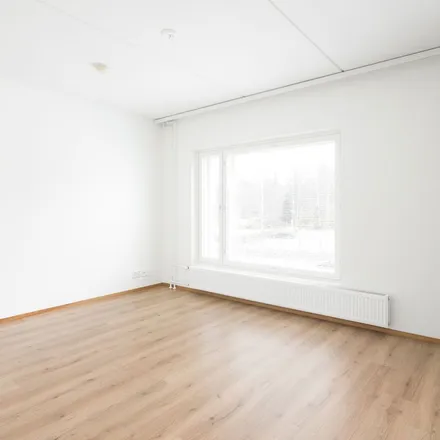 Rent this 4 bed apartment on Henrik Borgströmin tie 2 in 00870 Helsinki, Finland