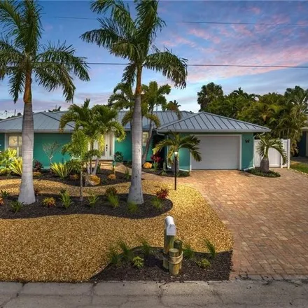 Buy this 3 bed house on 67 Sunview Boulevard in Fort Myers Beach, Lee County