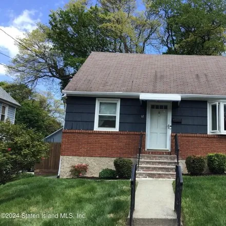 Buy this 3 bed house on 63 Highview Avenue in New York, NY 10301