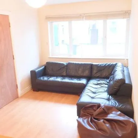 Rent this 6 bed townhouse on 26 Hungerton Street in Nottingham, NG7 1HL