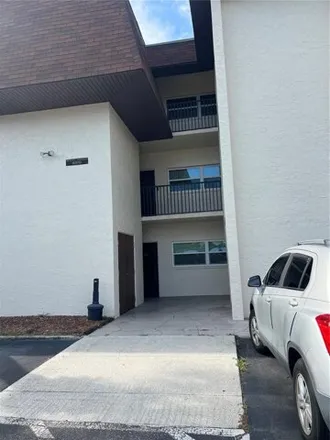 Buy this 1 bed condo on 264 Northeast Monroe Circle North in Saint Petersburg, FL 33702