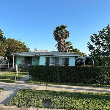 Buy this 2 bed house on Graciano Gómez Elementary School in 1480 West 11th Street, San Bernardino