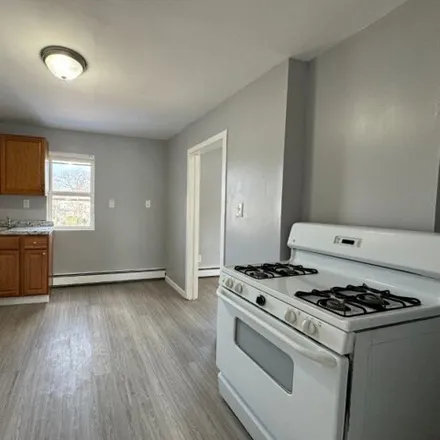 Image 8 - 390 Oregon Street, Union, NJ 07088, USA - Apartment for rent