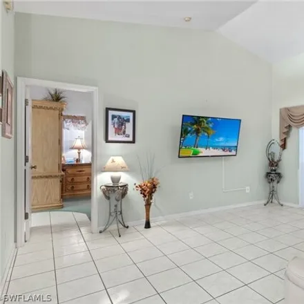 Image 4 - 1566 Northeast 2nd Street, Cape Coral, FL 33909, USA - House for sale