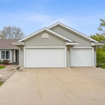 Buy this 3 bed house on 370 Emery Drive Northeast in Waverly, IA 50677