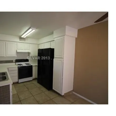 Image 5 - 4561 Jimmy Durante Boulevard, Whitney, NV 89122, USA - Condo for rent