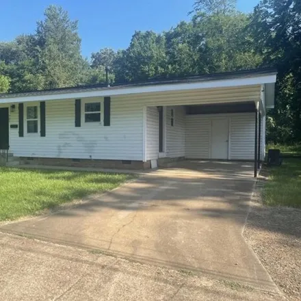 Buy this 3 bed house on 925 Riddle Street in Clarksville, AR 72830