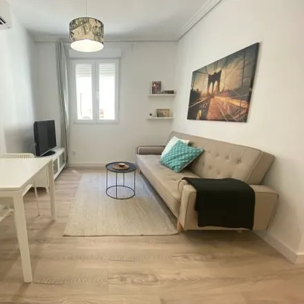 Rent this 3 bed apartment on Calle de los Jardines in 14, 28013 Madrid