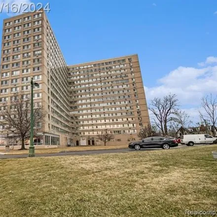 Buy this 2 bed condo on Marina Drive in Detroit, MI 48214