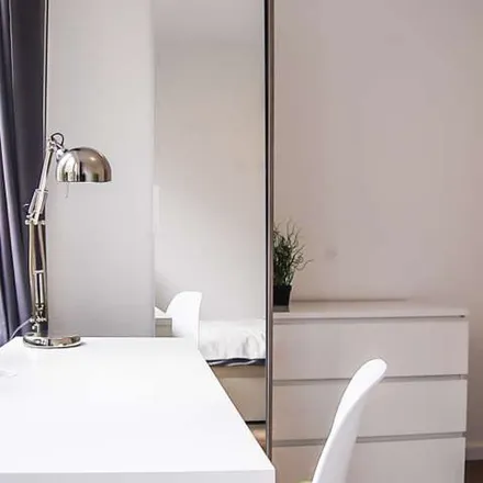 Rent this 2 bed apartment on Bismarckstraße 7 in 50672 Cologne, Germany