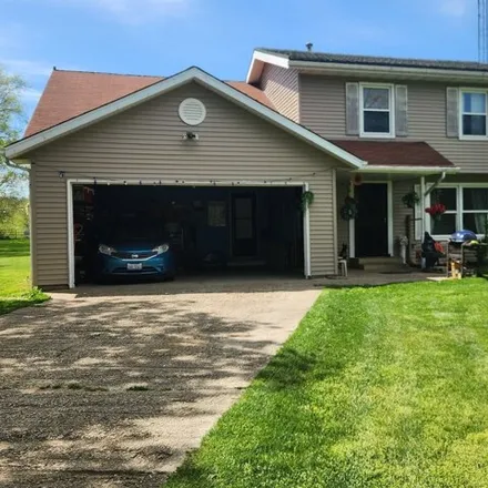 Buy this 3 bed house on Tiger Trail in Rockton, Rockton Township