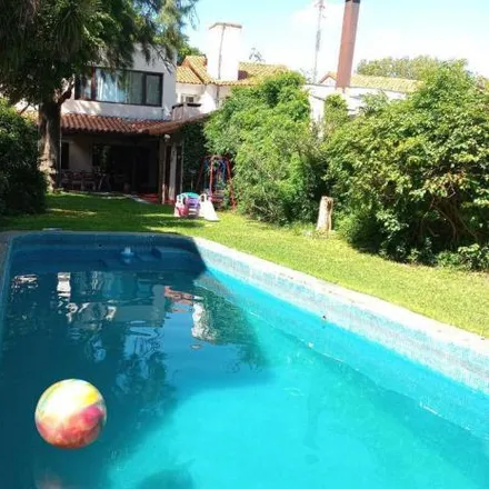 Rent this 4 bed house on Santiago del Estero 1267 in Partido de San Isidro, Martínez