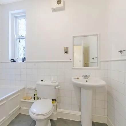 Image 7 - 9 Earlham Street, London, WC2H 9LN, United Kingdom - Apartment for rent