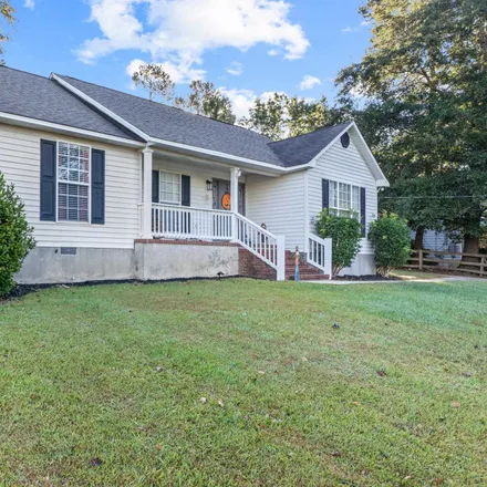 Buy this 3 bed house on 196 West Lakeview Drive in Baldwin County, GA 31061