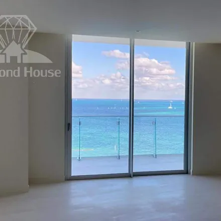 Buy this studio apartment on Avenida Puerto Cancun Sur in 75500 Cancún, ROO