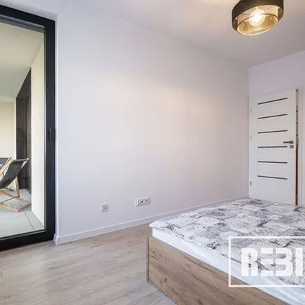 Rent this 2 bed apartment on Stanisława Przybyszewskiego 83 in 30-120 Krakow, Poland