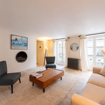 Rent this 2 bed apartment on 75006 Paris