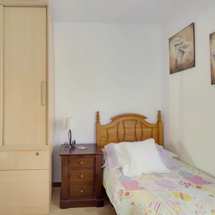 Rent this 3 bed room on BeckFloor in Calle de San Germán, 28020 Madrid