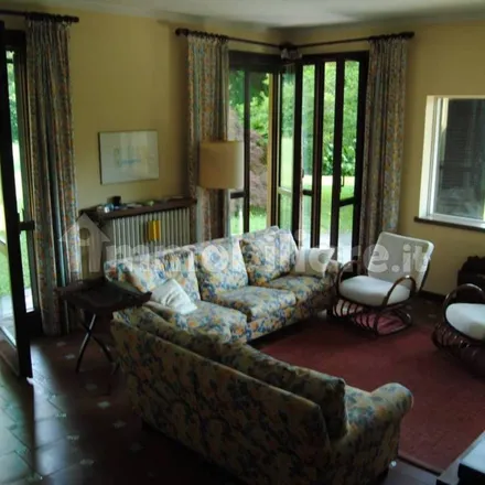 Rent this 5 bed apartment on Strada del Tennis in 22072 Carimate CO, Italy