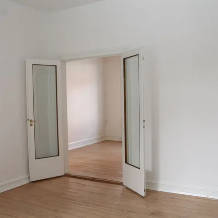 Rent this 3 bed apartment on Parallelvej 11 in 9900 Frederikshavn, Denmark