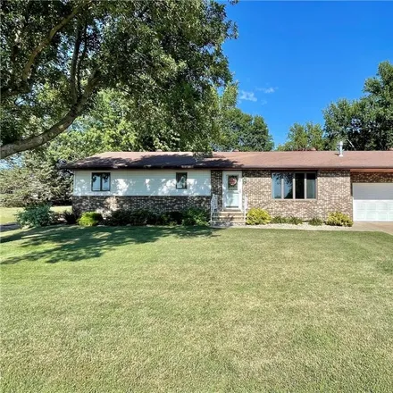Buy this 4 bed house on 712 Kentucky Avenue in Adrian, Nobles County