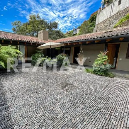 Rent this 5 bed house on Calle Canteras in Sta María Huacatlán, 51200 Valle de Bravo
