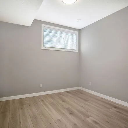 Image 1 - Creekstone Drive SW, Calgary, AB T0L 0X0, Canada - Apartment for rent