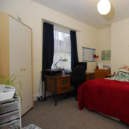 Image 4 - 17 Waterloo Street, Plymouth, PL4 8LY, United Kingdom - House for rent