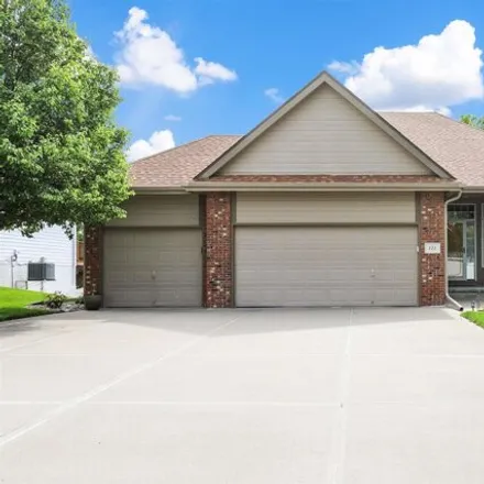 Buy this 3 bed house on 151 Castle Pine Drive in Papillion, NE 68133